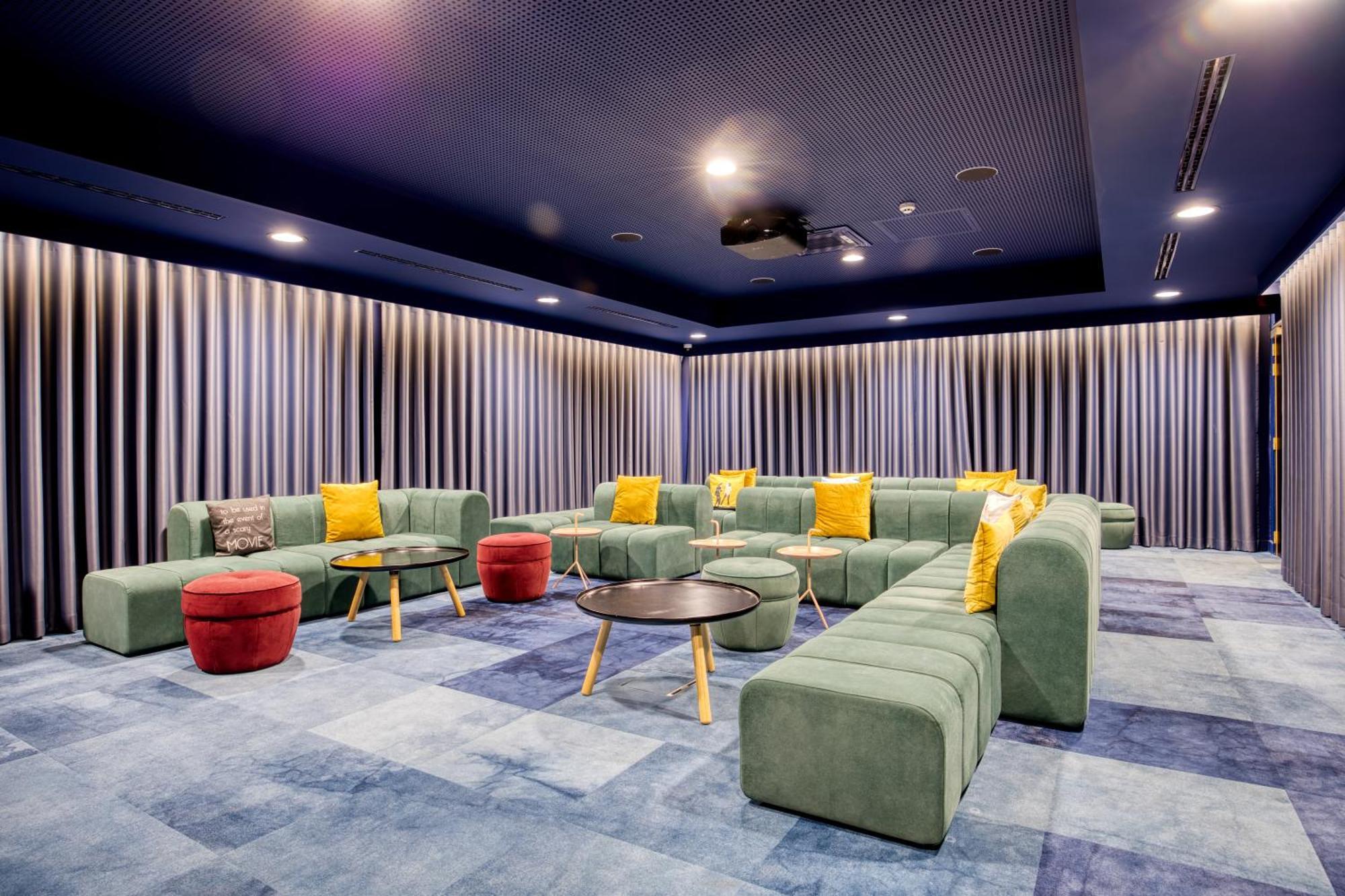 B&B Hotel Brussels Centre Louise Bagian luar foto