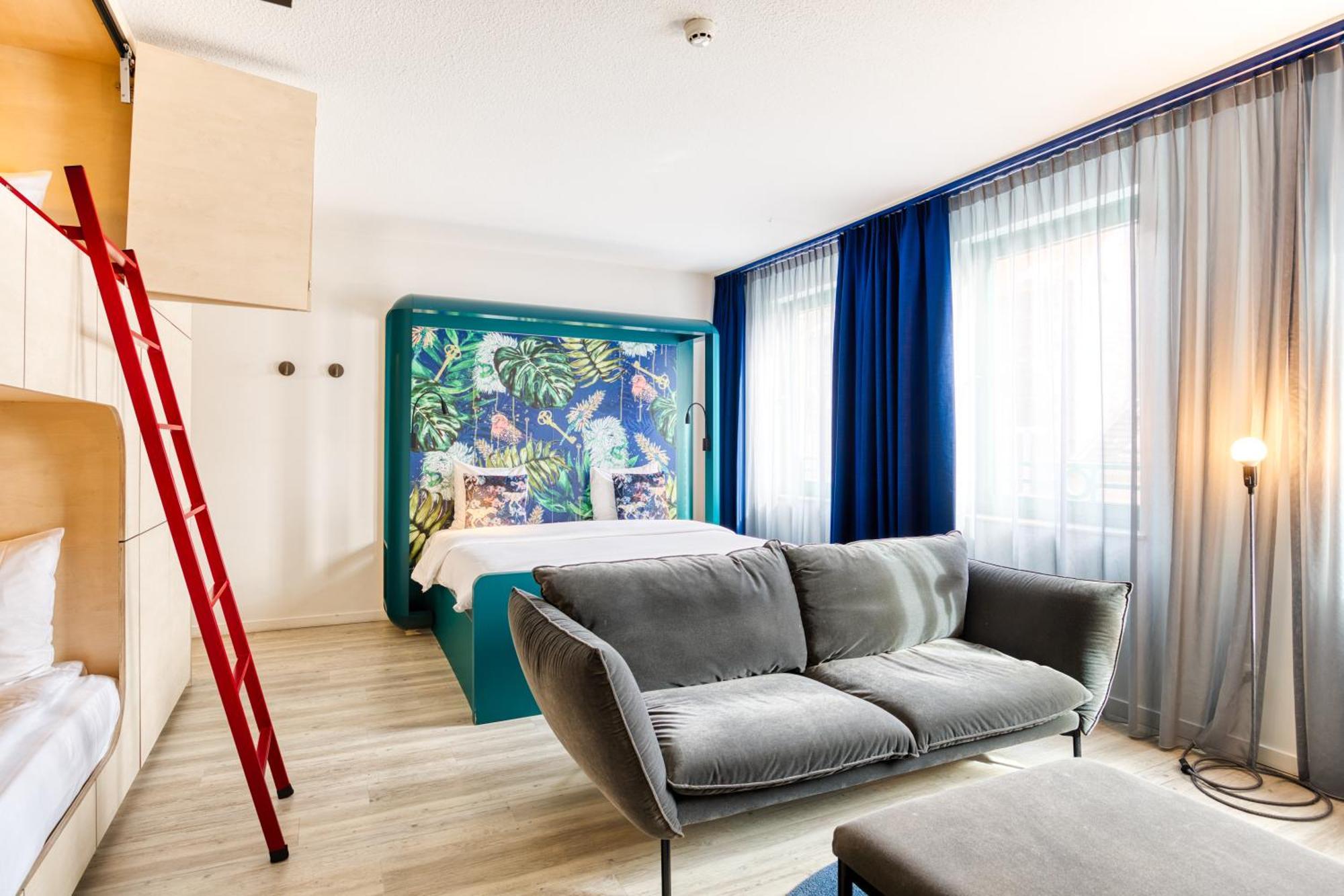 B&B Hotel Brussels Centre Louise Bagian luar foto