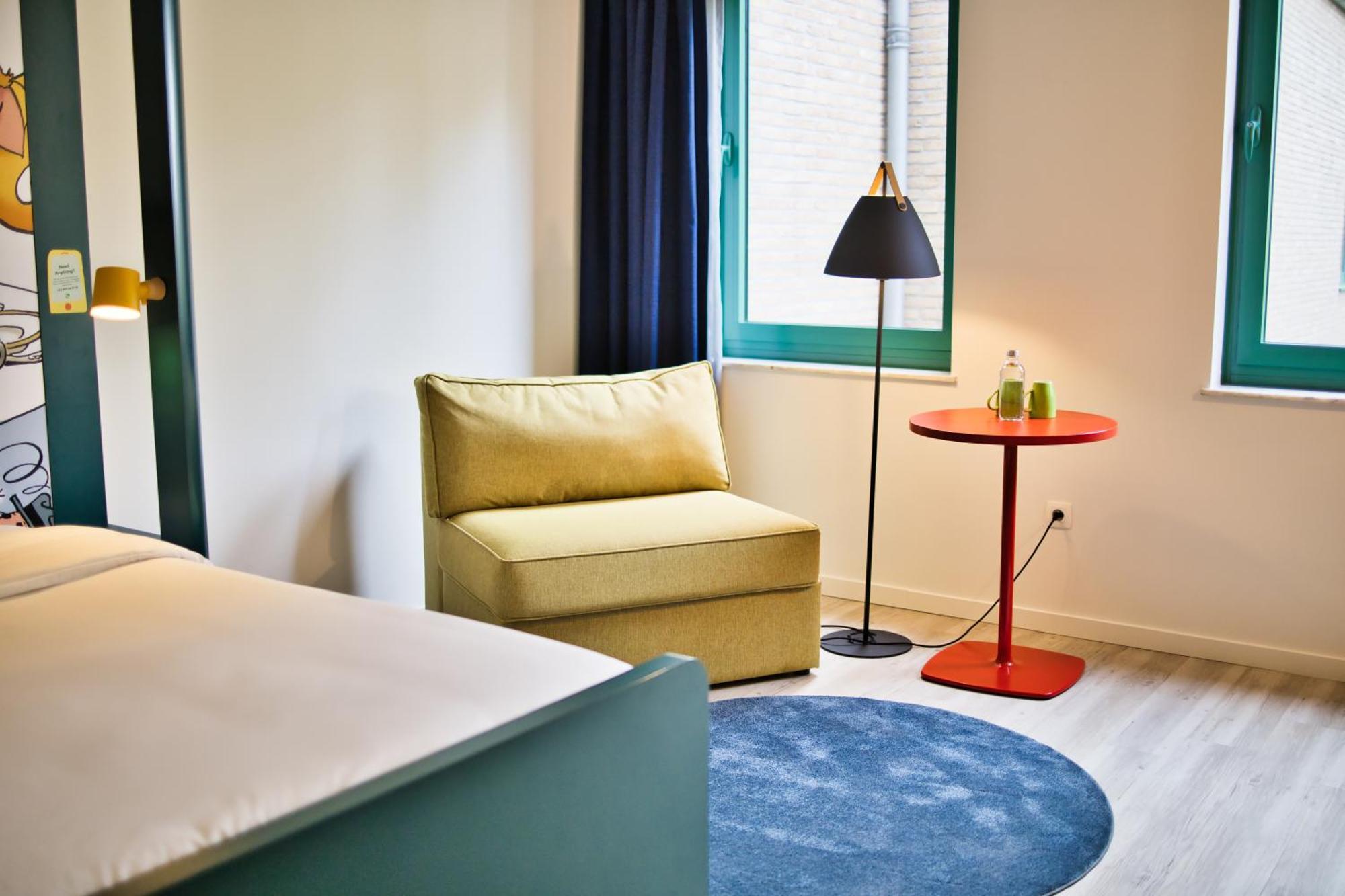 B&B Hotel Brussels Centre Louise Bagian luar foto